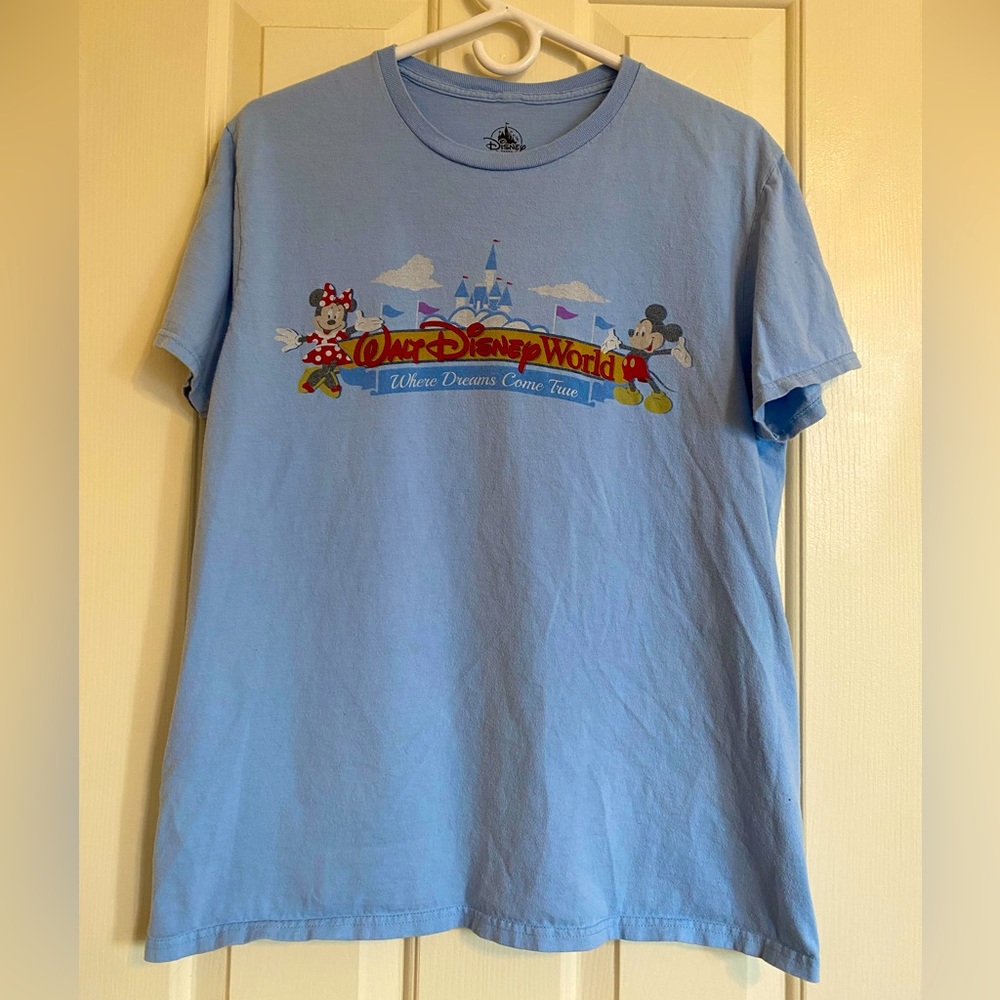 Authentic Disney Parks “Walt Disney World: Where Dreams Come True” Tee - Size L